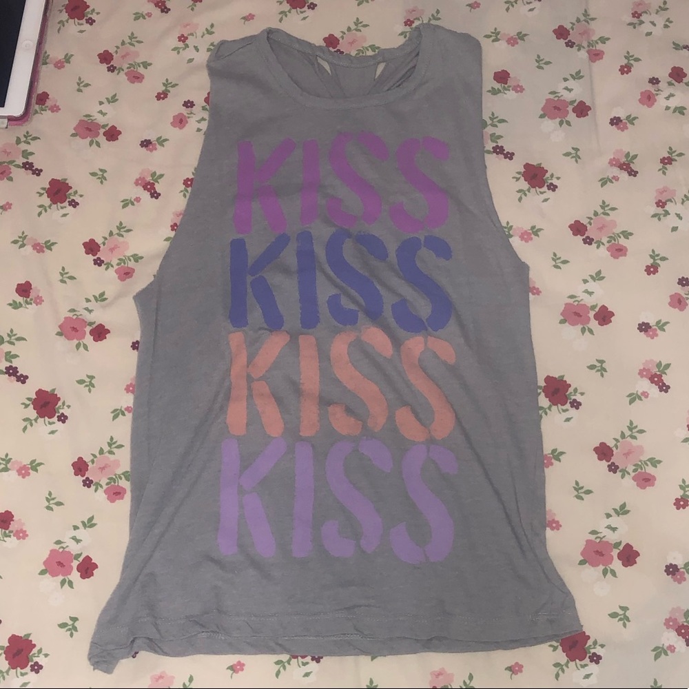 DELIA’S muscle tee